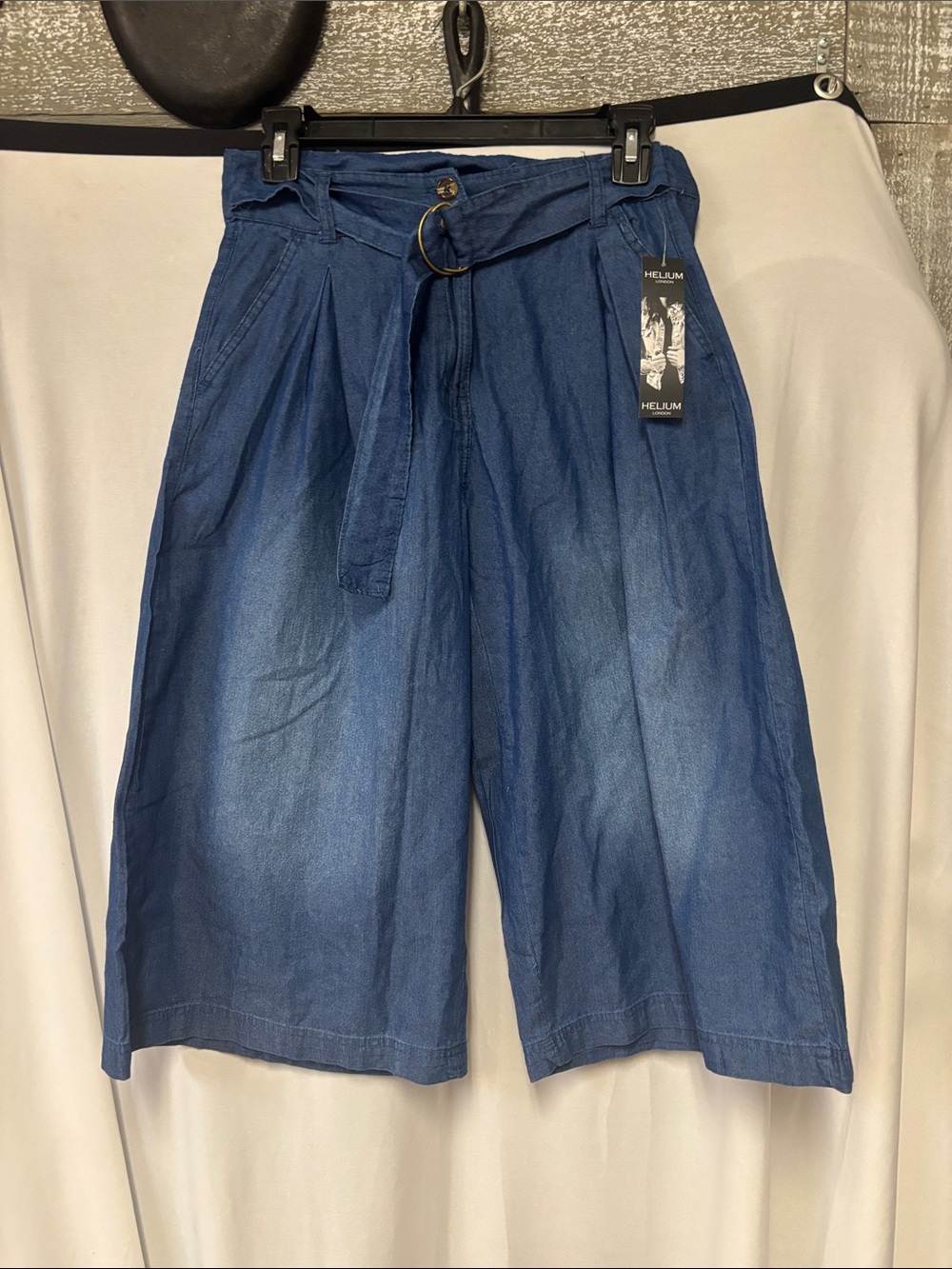 Helium Women's Blue Belted Bermuda Shorts Culottes